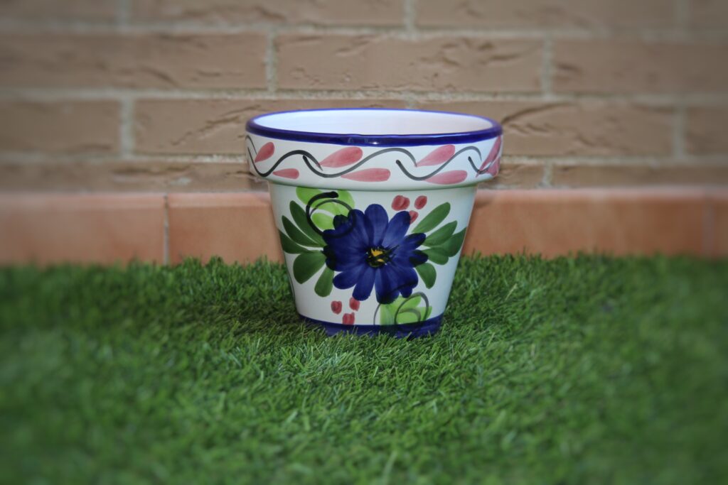 Traditional decoration floor flowerpot